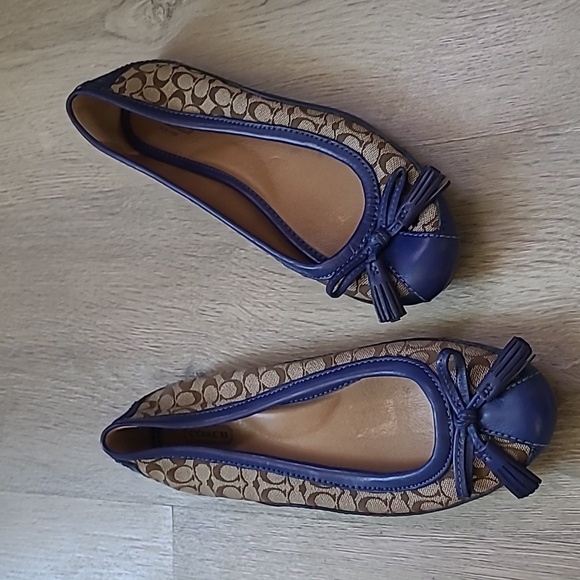 Coach Shoes - Coach Sophia coach blue flats size 7.5 B